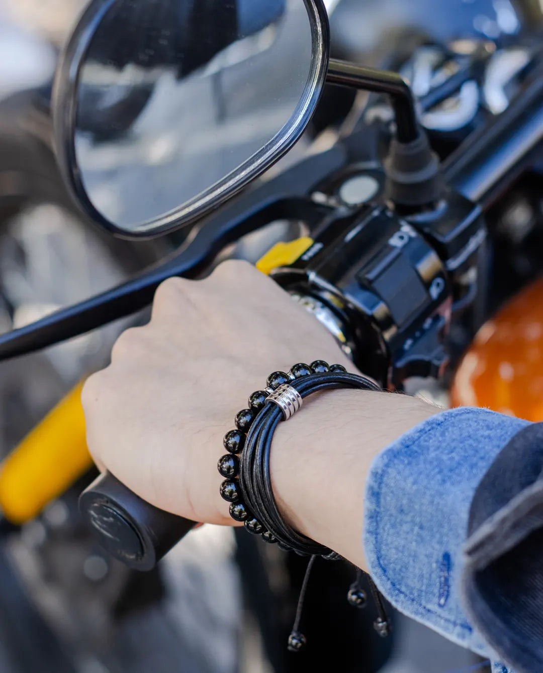 Pulseras de cuero