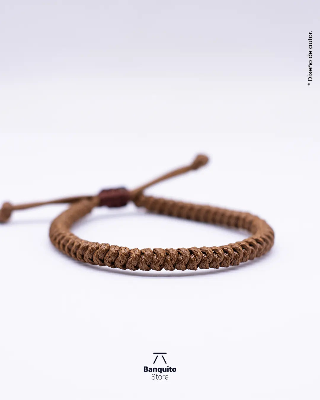 Pulsera de Cordón Café con Nudo Tibetano | Joyería Artesanal