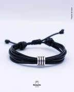 Pulsera de Cuero Liso con Argolla Plateada Envejecida