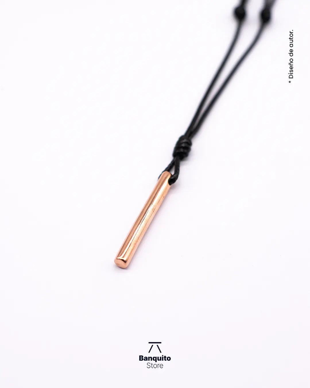 Colgante de Cobre Artesanal para Hombre | Diseño Minimalista