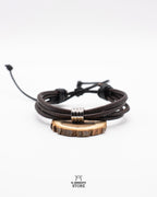 Pulsera de Cuero Liso con Argolla Plateada Brillante