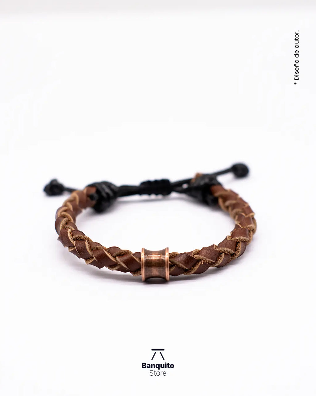 Pulsera de Cuero Trenzado con Detalle en Acero Cobrizo – Hecha a Mano