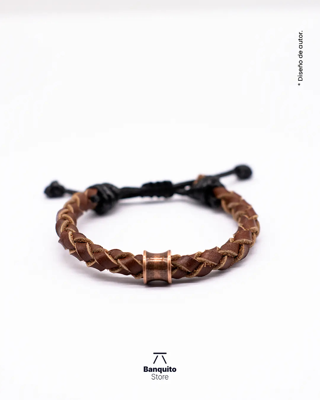 Pulsera de Cuero Trenzado con Detalle en Acero Cobrizo – Hecha a Mano