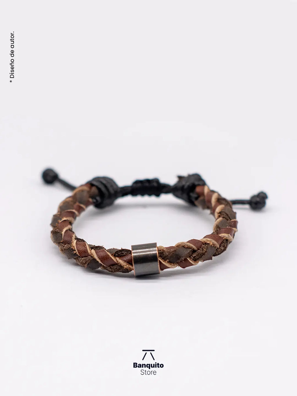 Pulsera de Cuero Trenzado con Detalle liso en Acero Cobrizo – Hecha a Mano
