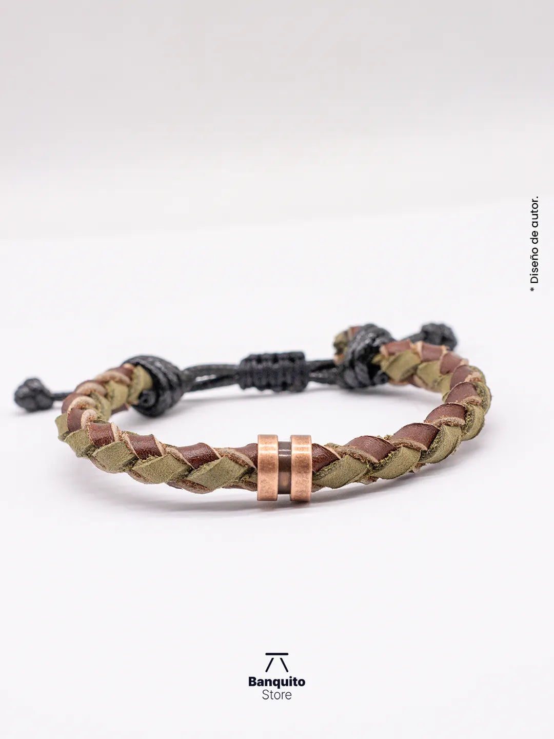 Pulsera de Cuero Trenzado con Detalle en Acero Cobrizo 2 – Hecha a Mano