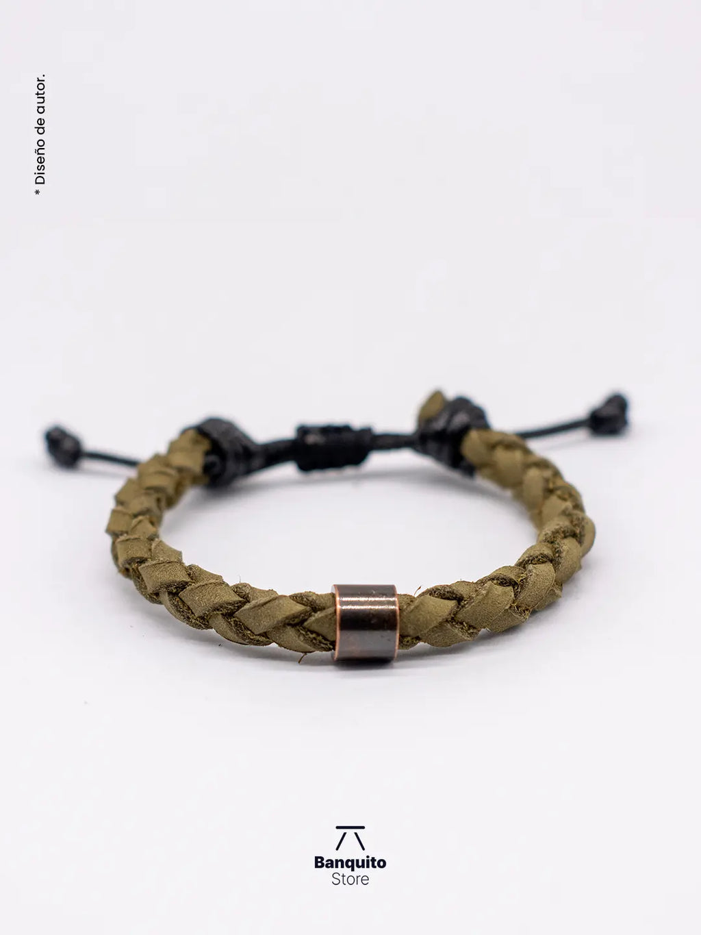 Pulsera de Cuero Trenzado con Detalle liso en Acero Cobrizo – Hecha a Mano