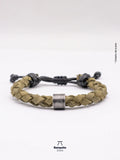 Pulsera de Cuero Trenzado con Detalle en Acero Gris – Hecha a Mano