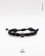 Pulsera de Cuero Trenzado con Detalle en Acero Matte Oscuro – Hecha a Mano