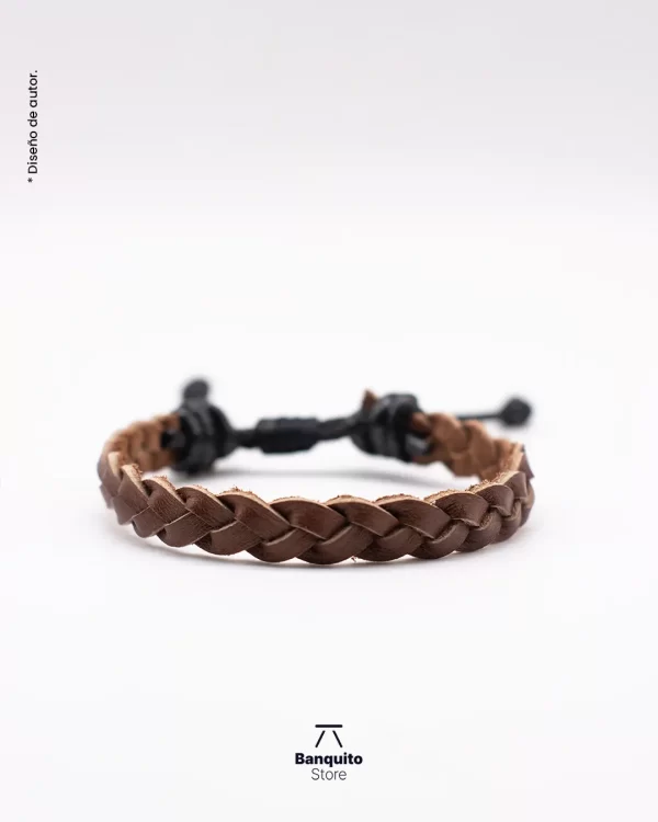 Pulsera de cuero café trenzado plano
