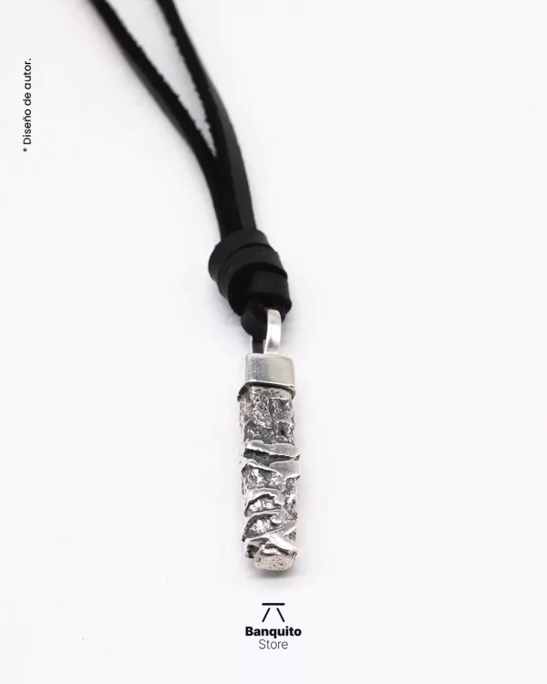 Collar de Cuero con Barrita de Plata 950 + Pulsera de Regalo