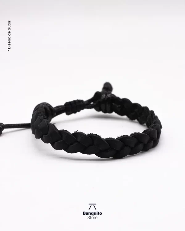 Pulsera de cuero negro trenzado plano - Imagen 2