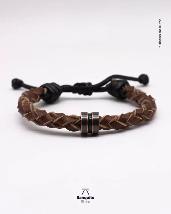 Pulsera de cuero café con argolla