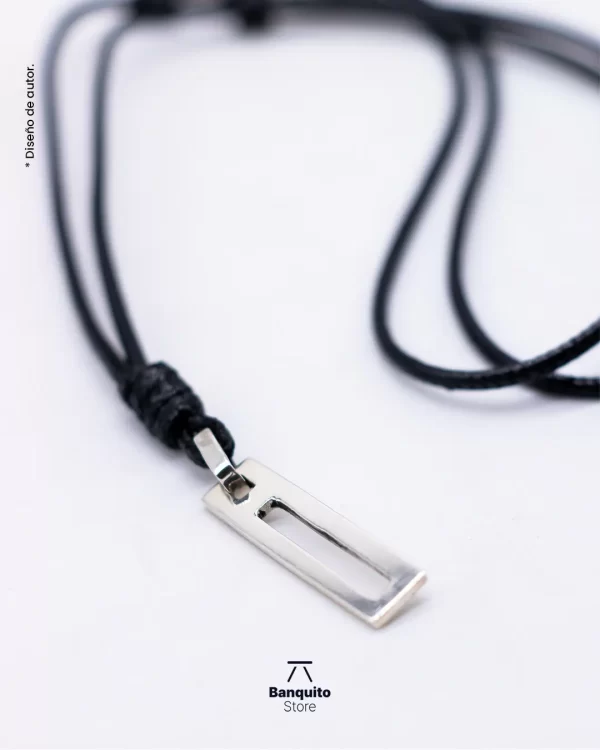 Collar de plata 950 – Diseño minimalista