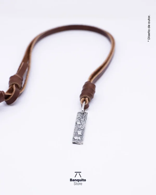 Collar de Plata 950 para Hombre con Textura Rústica